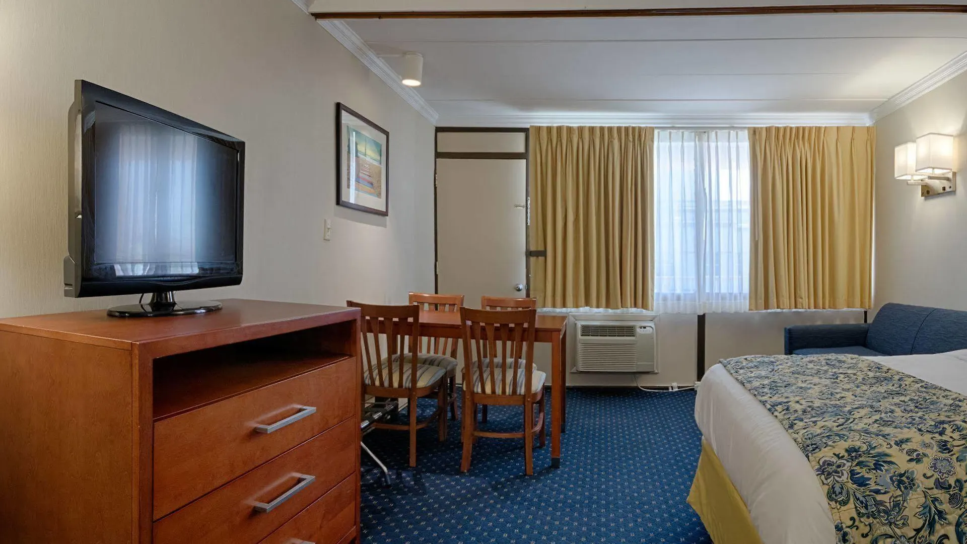 The Spinnaker Ocean City Hotel